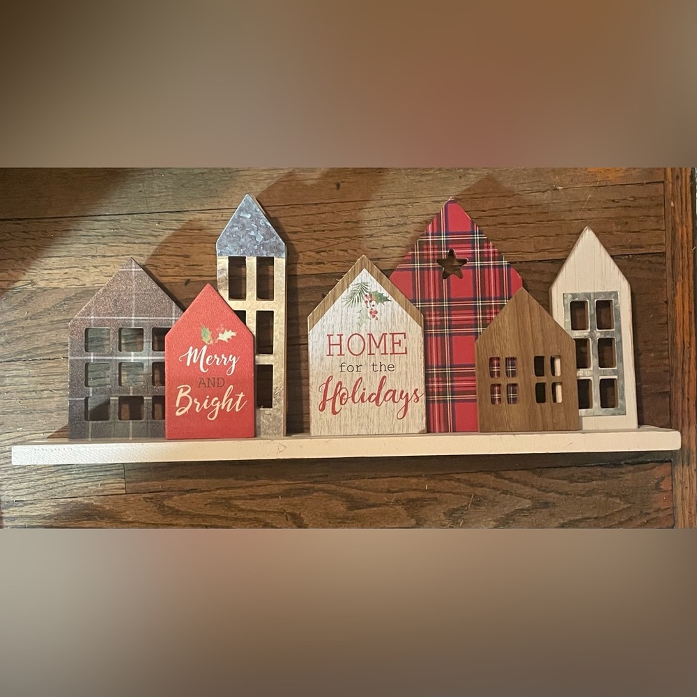 GlitzHome Holiday Christmas House Decor
